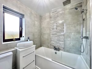 Photo 17- click for photo gallery